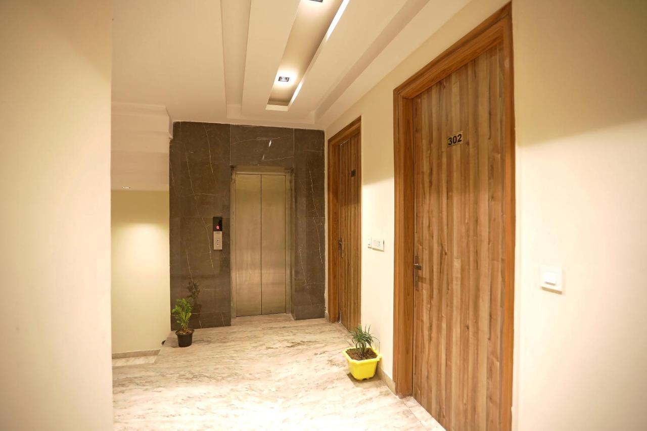 Hotel Good Vibe Near Delhi Igi Airport Nuova Delhi Esterno foto