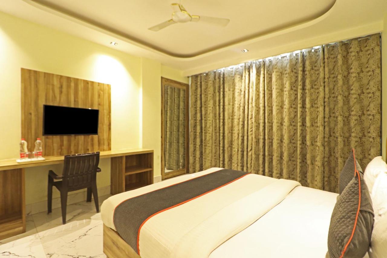 Hotel Good Vibe Near Delhi Igi Airport Nuova Delhi Esterno foto