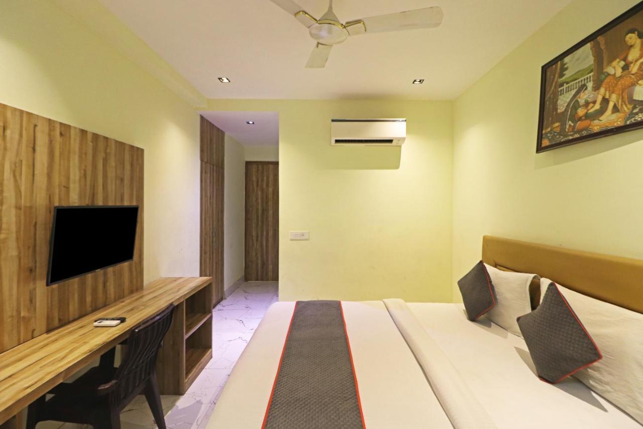 Hotel Good Vibe Near Delhi Igi Airport Nuova Delhi Esterno foto