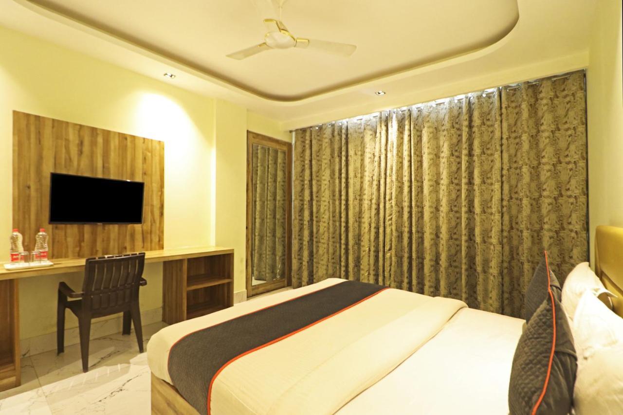 Hotel Good Vibe Near Delhi Igi Airport Nuova Delhi Esterno foto